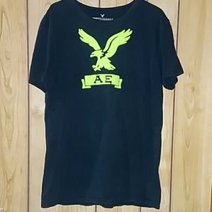 American Eagle Outfitters T-shirt 🦅🖤💚